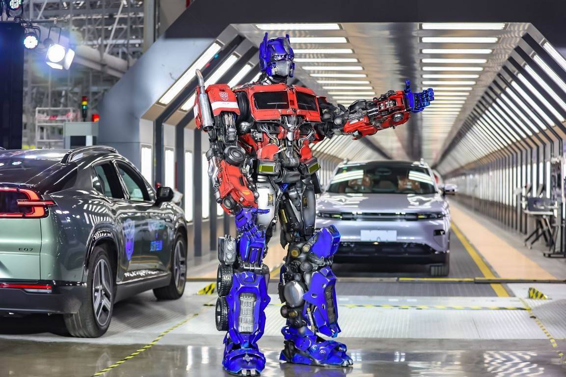 九游娱乐平台：硬核实力铸就高端品质长安启源E07成30万级实力最优选！