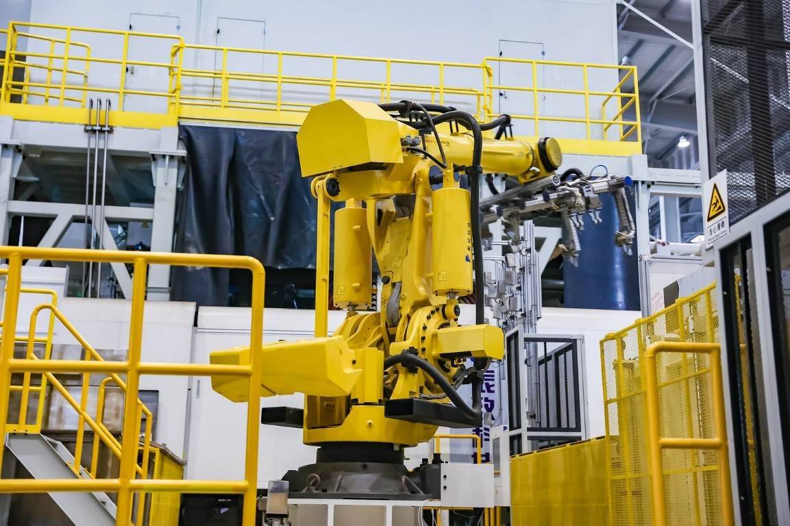 九游娱乐平台:硬核实力铸就高端品质长安启源E07成30万级实力最优选!(图4)