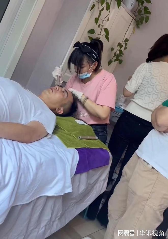 九游娱乐网站：高县一美容院涉嫌使用注射“三无”产品无视消费者健康安全(图2)