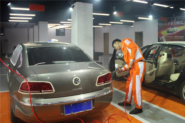 九游娱乐：靓车汽车美容加盟靠谱吗(图3)