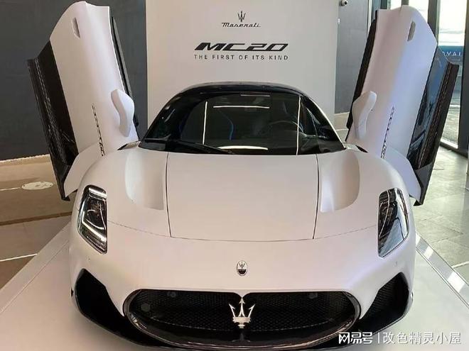 九游娱乐：TPU车膜崛起：汽车美容市场的新变革