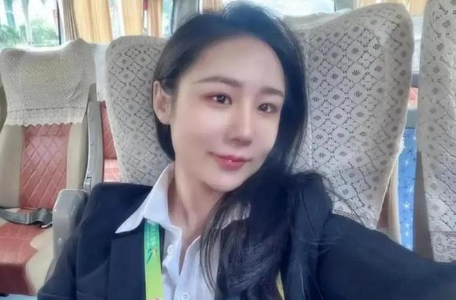 九游娱乐网站：身高仅1米37的奥运冠军20岁迎来二次发育退役多年她过得如何(图20)