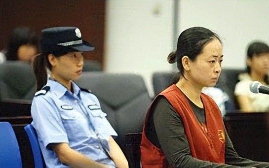 九游娱乐网站：人狠起来究竟有多可怕？15岁女孩受虐5年被利器撬掉所有牙齿！(图13)