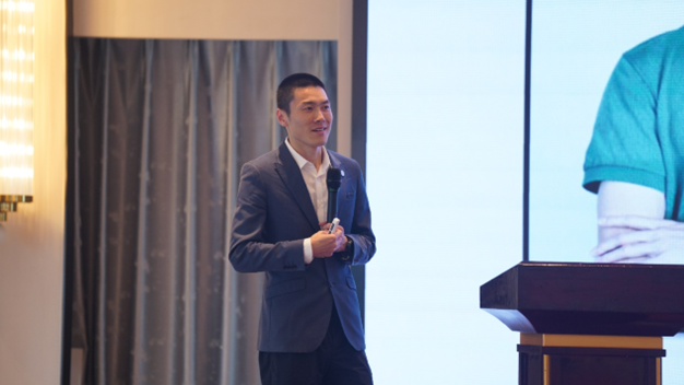 九游娱乐平台：灵犀科技携手中国汽车流通协会圆满举办汽车营销创新论坛(图4)