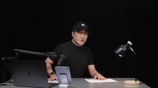 九游娱乐平台：王自如称“工资条事件”原是专访董明珠现在没有工资条看；此前称负债1亿限高坐绿皮(图6)