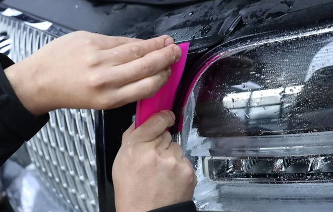 九游娱乐：给林肯领航员穿上“隐形战甲”BOP爱国者车衣施工实录(图3)