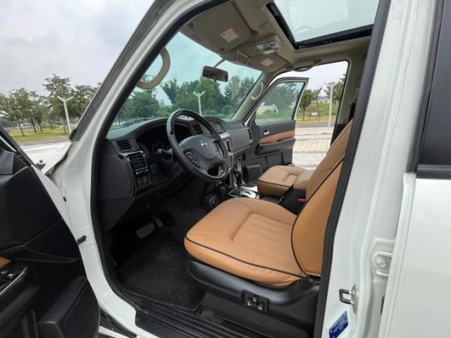 九游娱乐平台：2025款尼桑途乐Y614800中东版四驱迷们至爱而难得的硬派越野(图8)